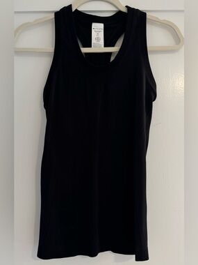 Athleta Seamless Racerback Tank in Black size XXS